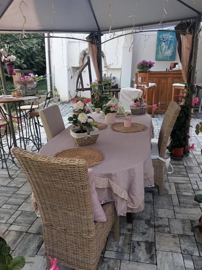 Bed and Breakfast Bb Lady Castelvetro di Modena Exterior foto